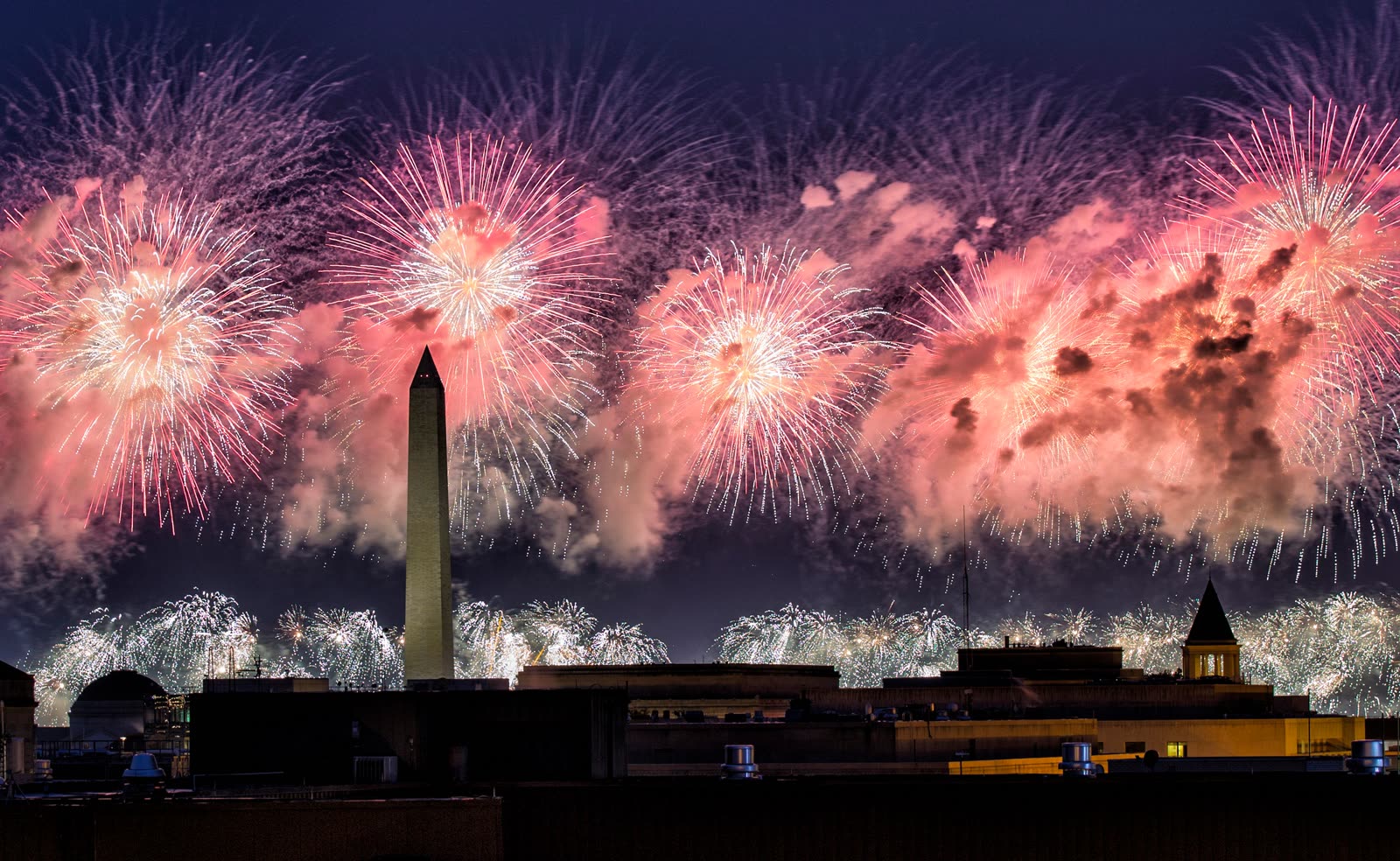 Fireworks over the Washington Monument
